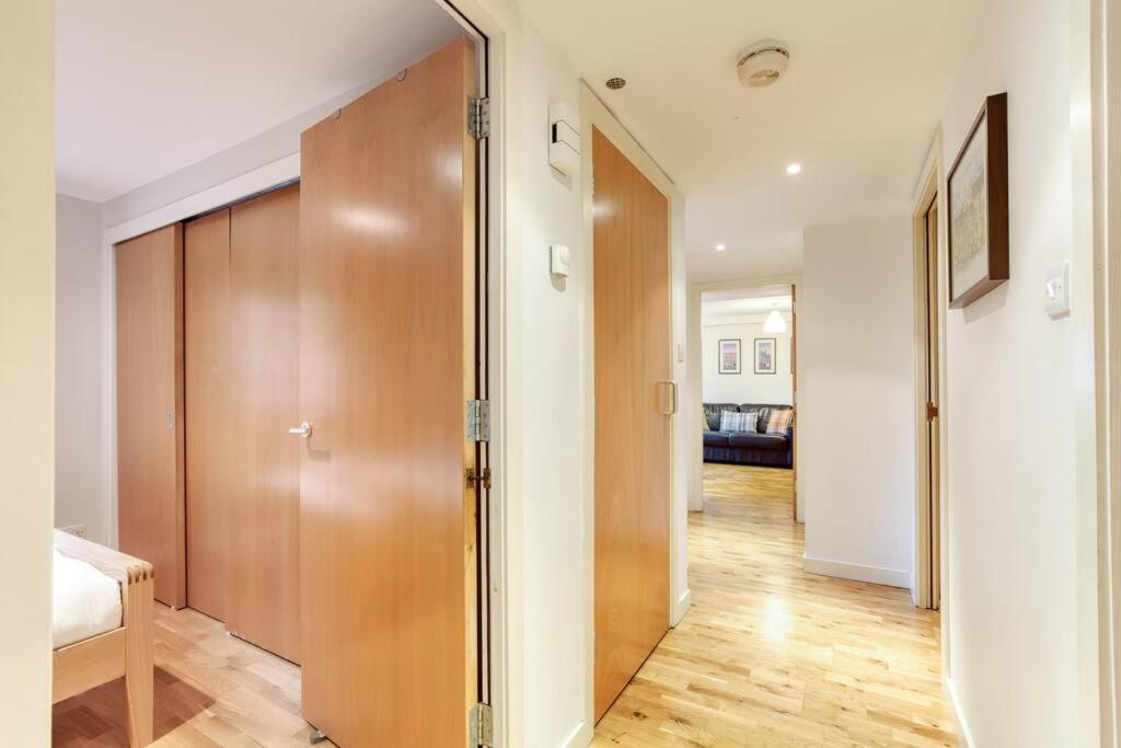 *Amazing Location!*In Heart Of The City. 2Br & Cot Edinburgh Exterior photo