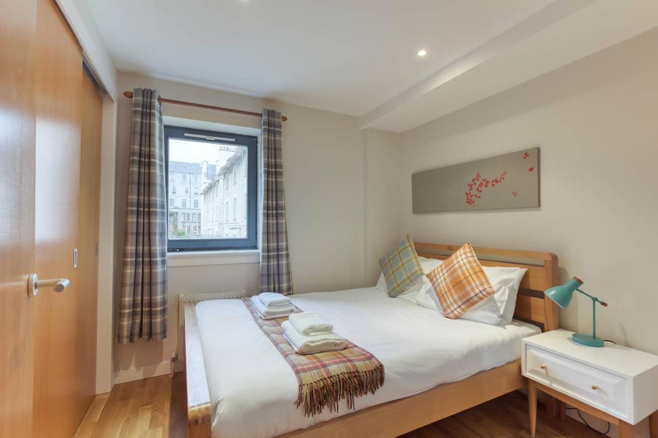 *Amazing Location!*In Heart Of The City. 2Br & Cot Edinburgh Exterior photo